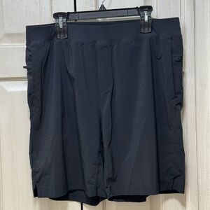Fabletics Men’s 2XL Franchise Black Lined 9”Athletic Shorts